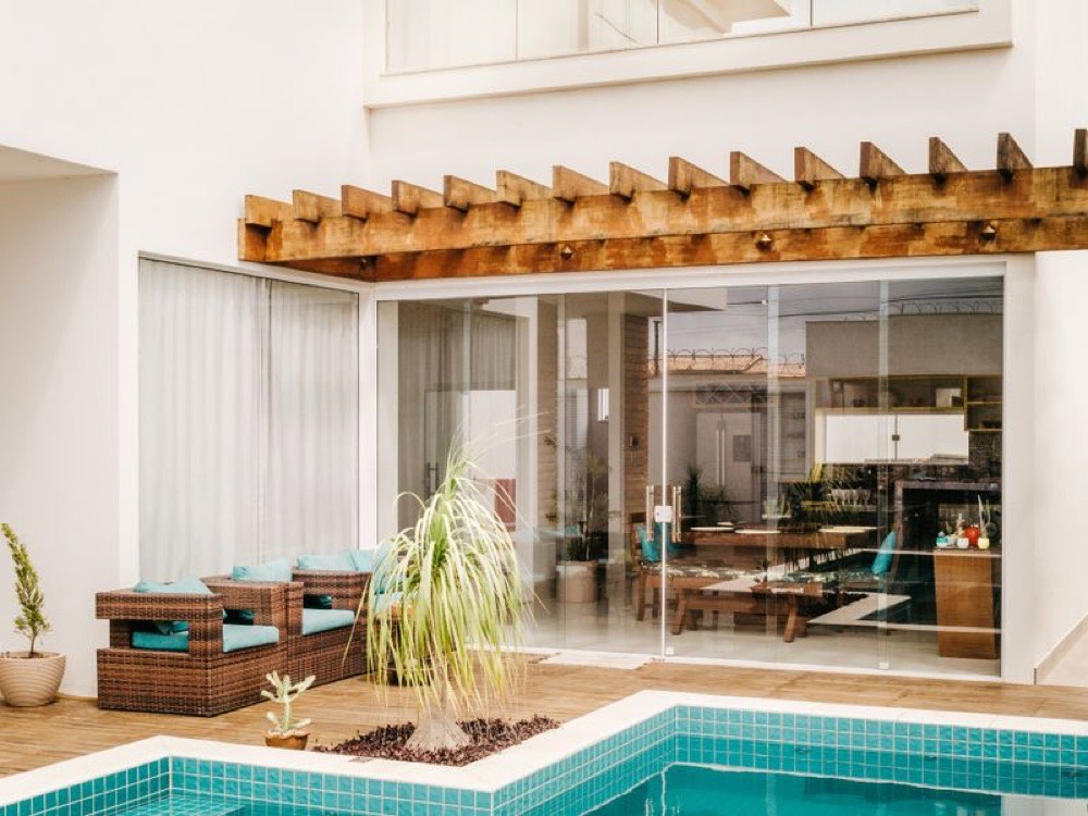 A relaxed resort retreat space